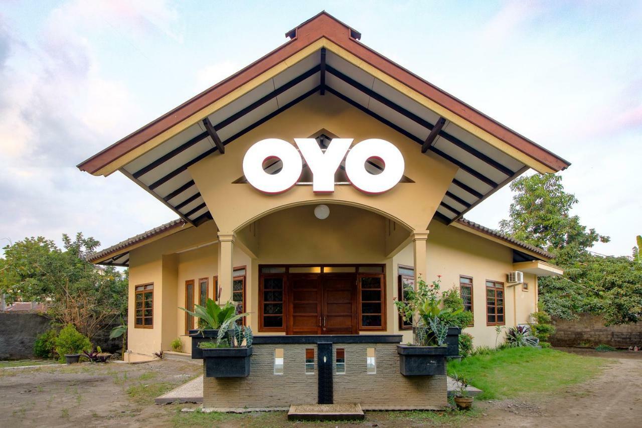 Oyo 1195 The Doctor'S Guest House Syariah Kejayan Dış mekan fotoğraf